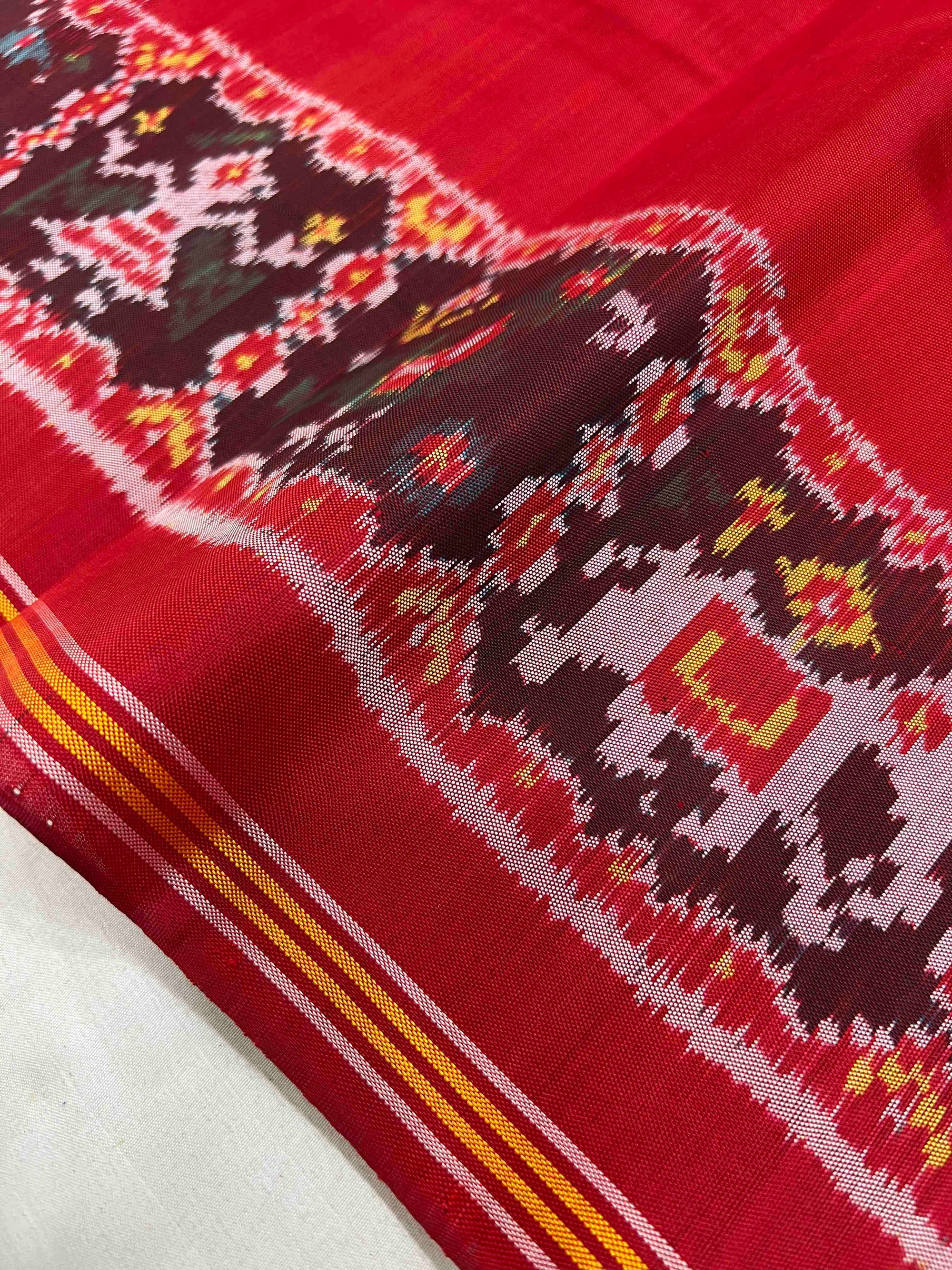 Plain Red With Maroon Hand Woven Rajkot Ikat Patola Silk Saree