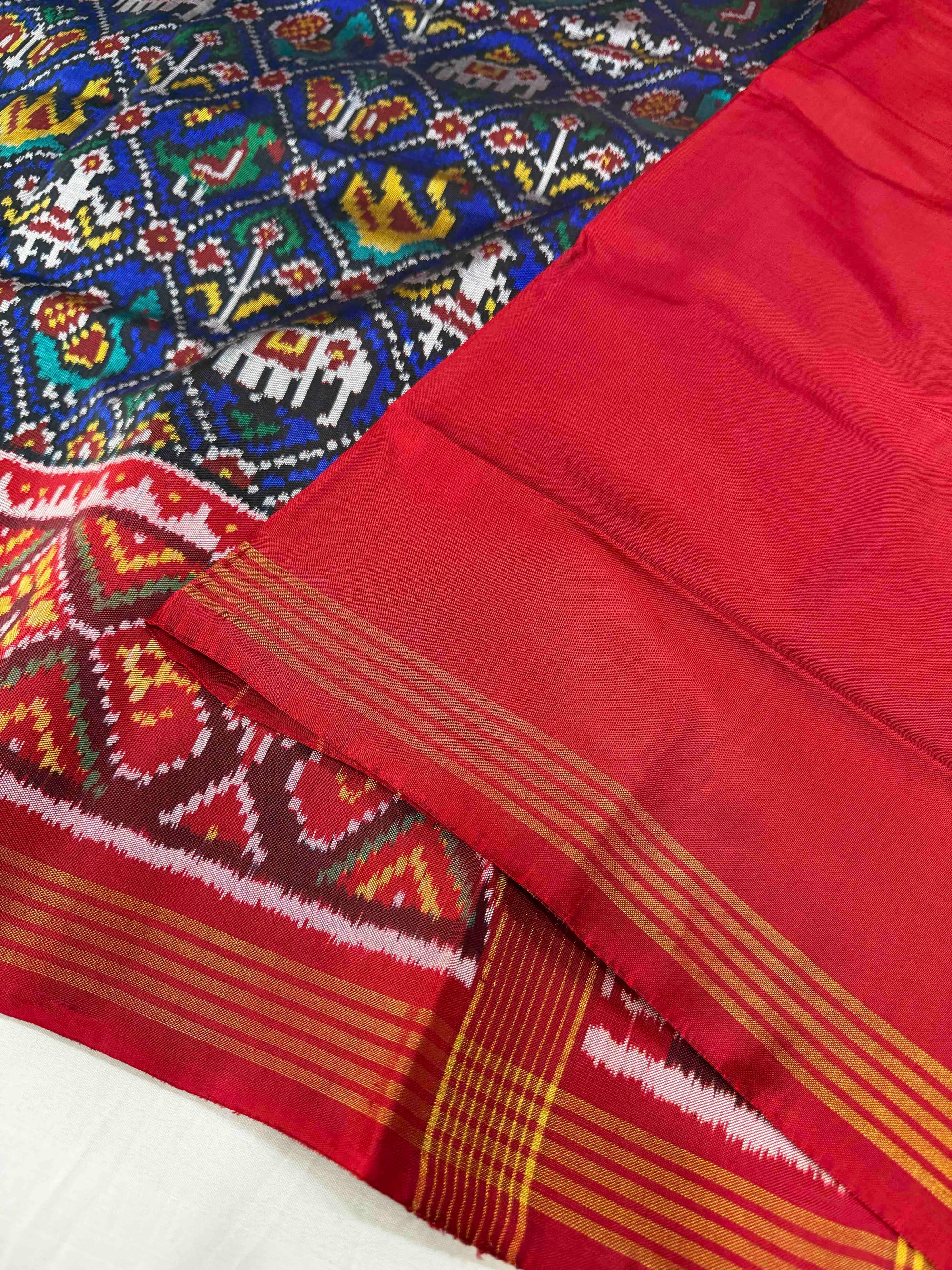 Blue & Red Narikunj Design Hand Woven Rajkot Ikat Patola Silk Saree