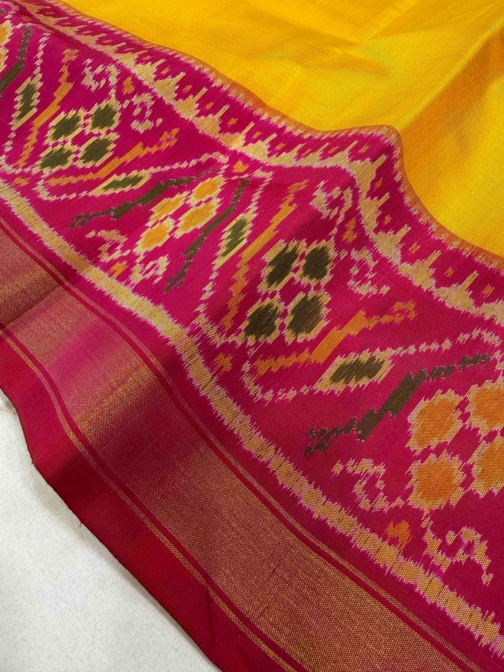Plain Yellow with Pink Hand Woven Rajkot Patola Silk Saree
