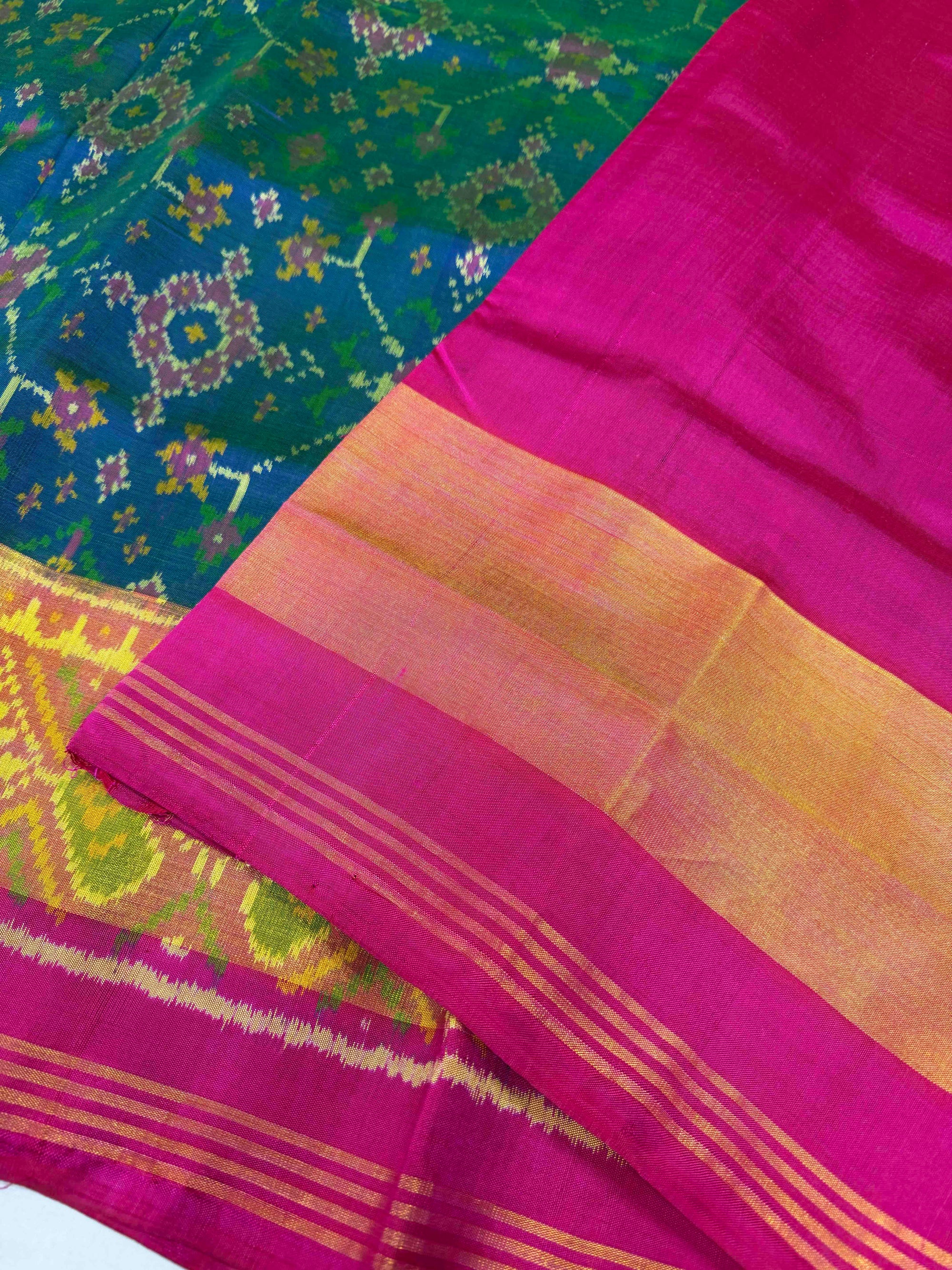 Sea Green And Pink Hand Woven Rajkot Patola Silk Saree