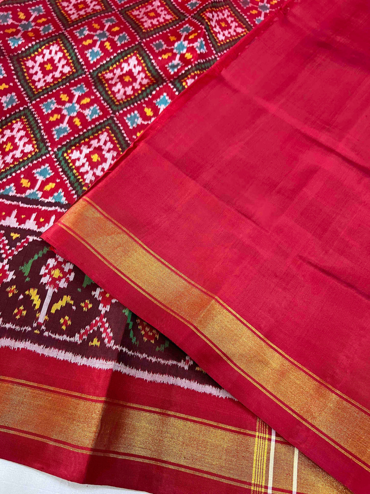 Red And Maroon Paanchanda Hand Woven Rajkot Patola Silk Saree