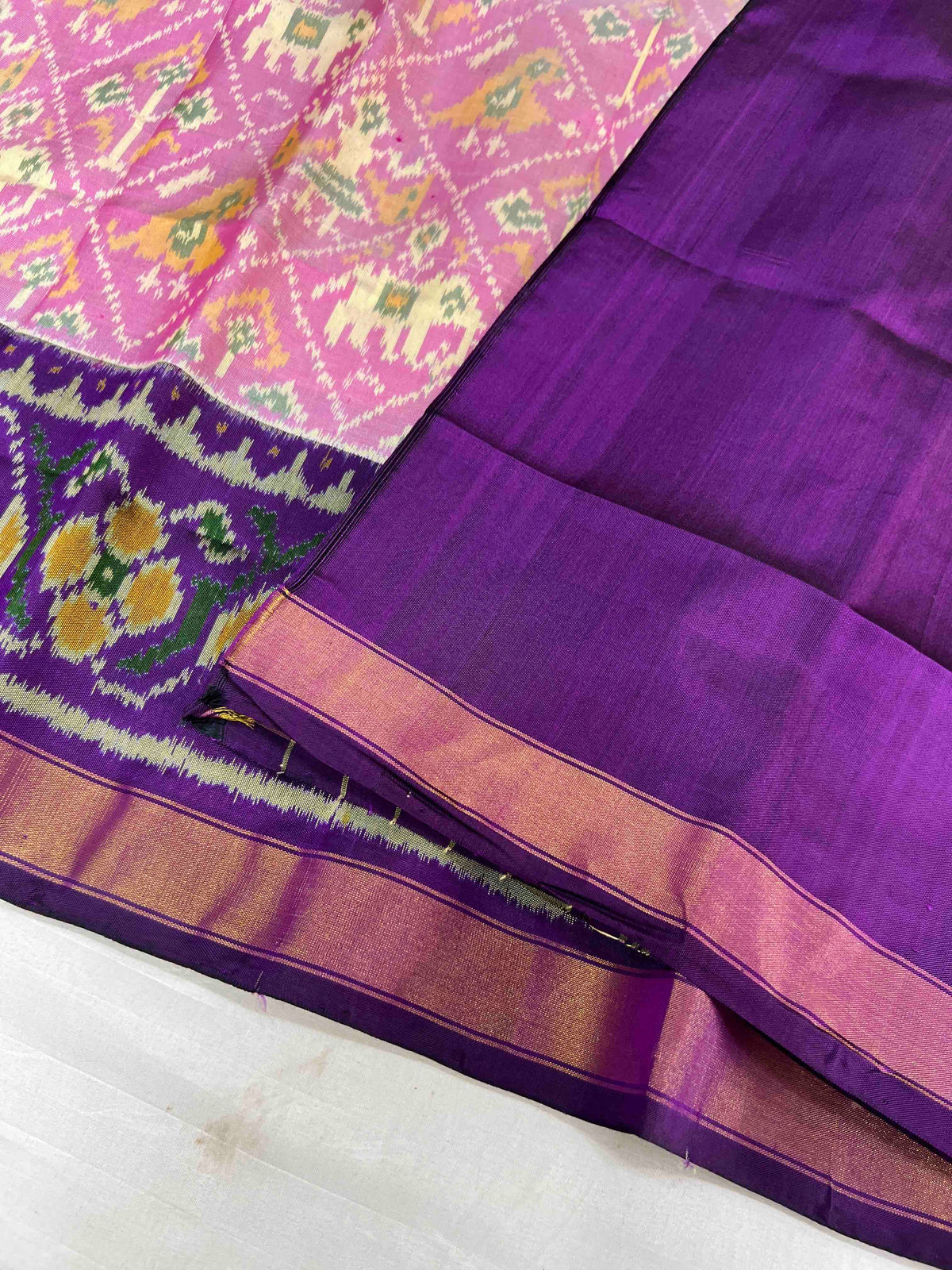 Baby Pink With Dark Purple Narikunj Design Hand Woven Rajkot Patola Silk Saree