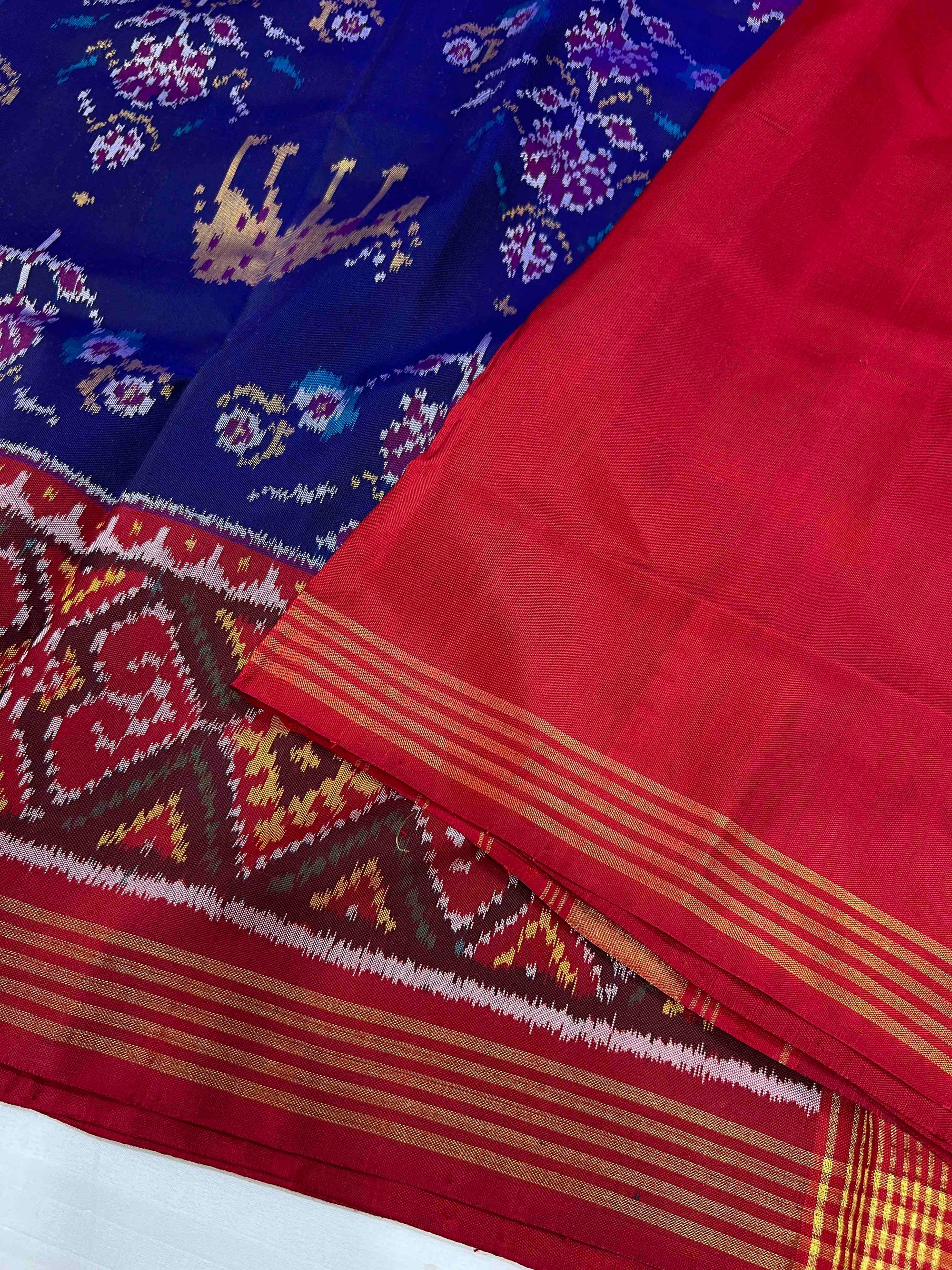 Blue And Red Big Motifs Hand Woven Rajkot Ikat Patola Silk Saree