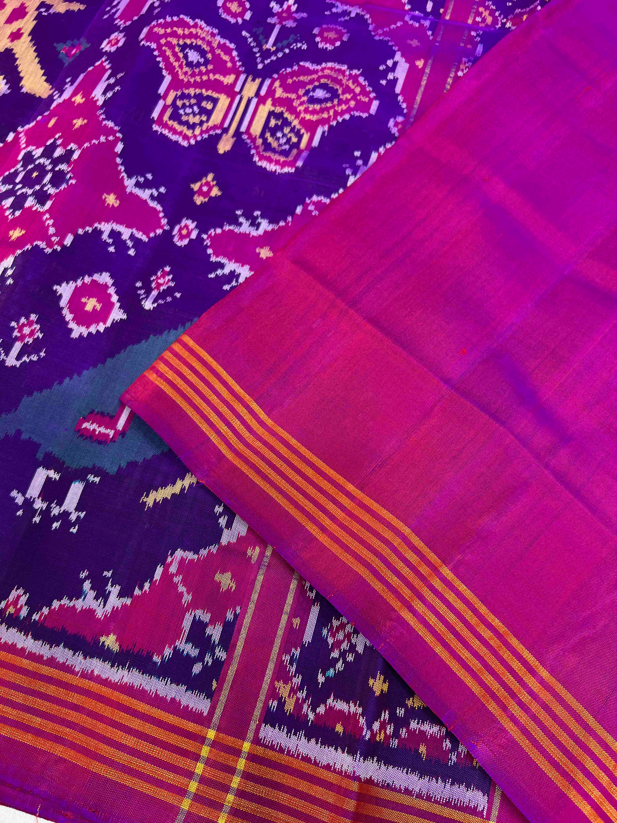 Purple And Pink Big Chabdi Design Hand Woven Rajkot Ikat Patola Silk Saree