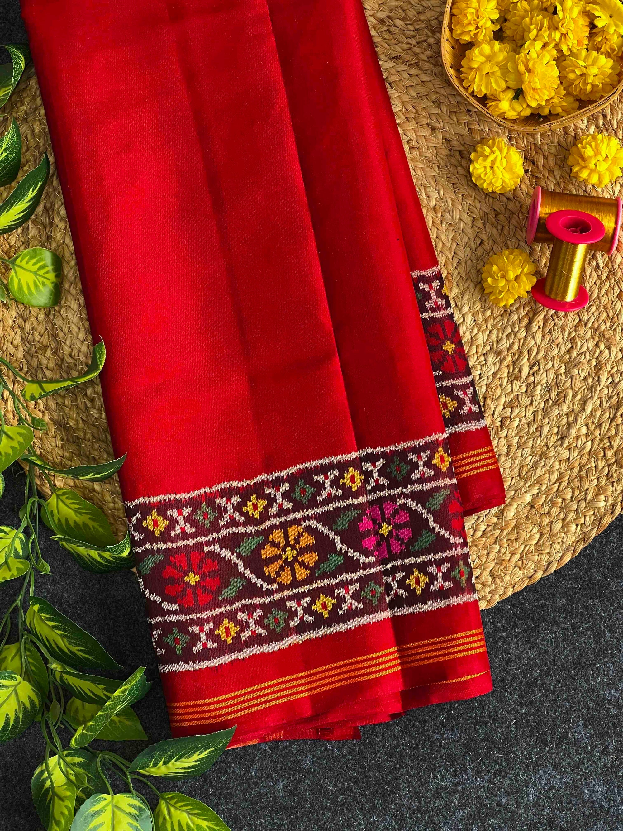Plain Red With Maroon Hand Woven Rajkot Ikat Patola Silk Saree