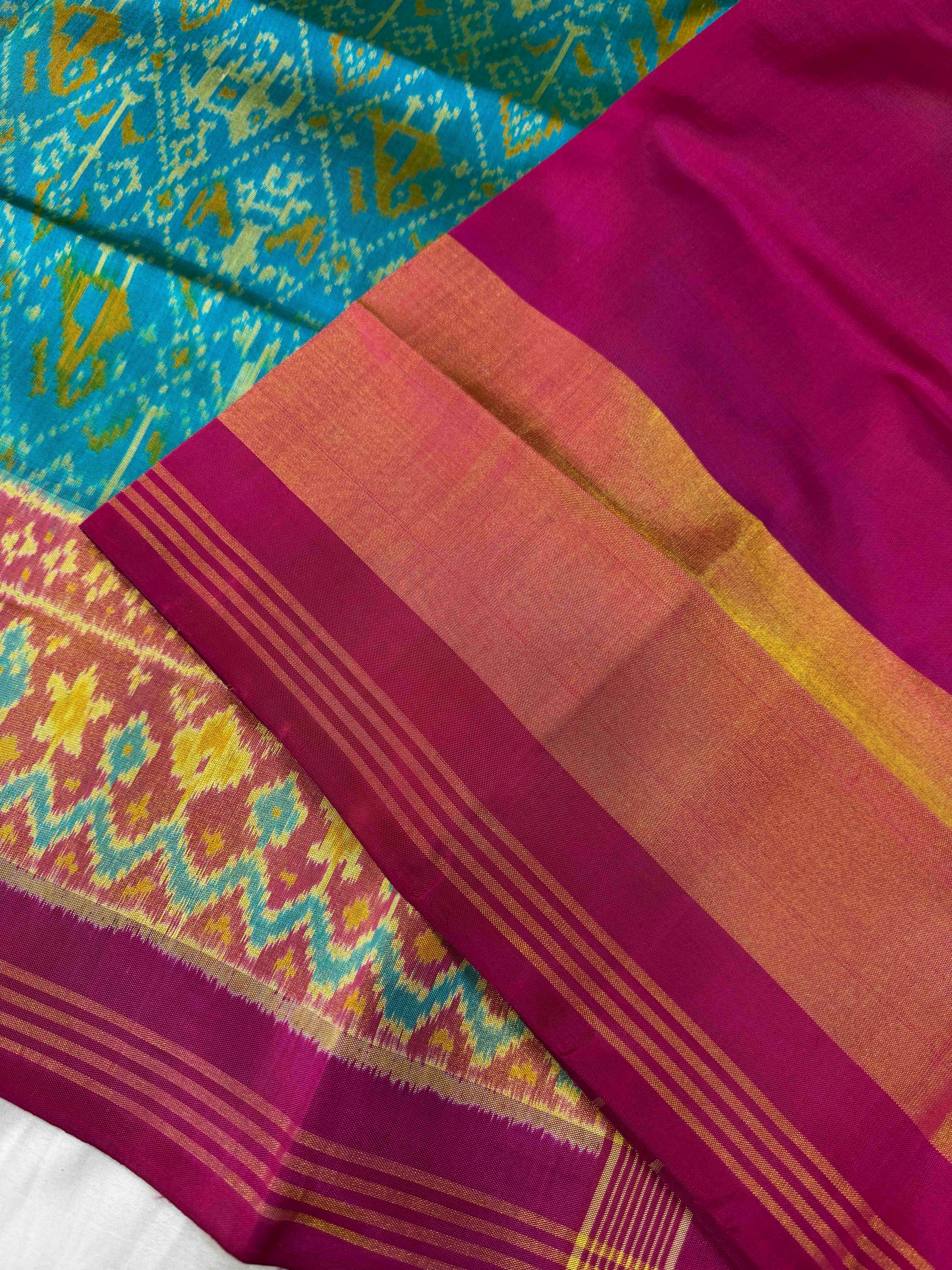 Sky Blue & Pink Narikunj Hand Woven Rajkot Patola Silk Saree