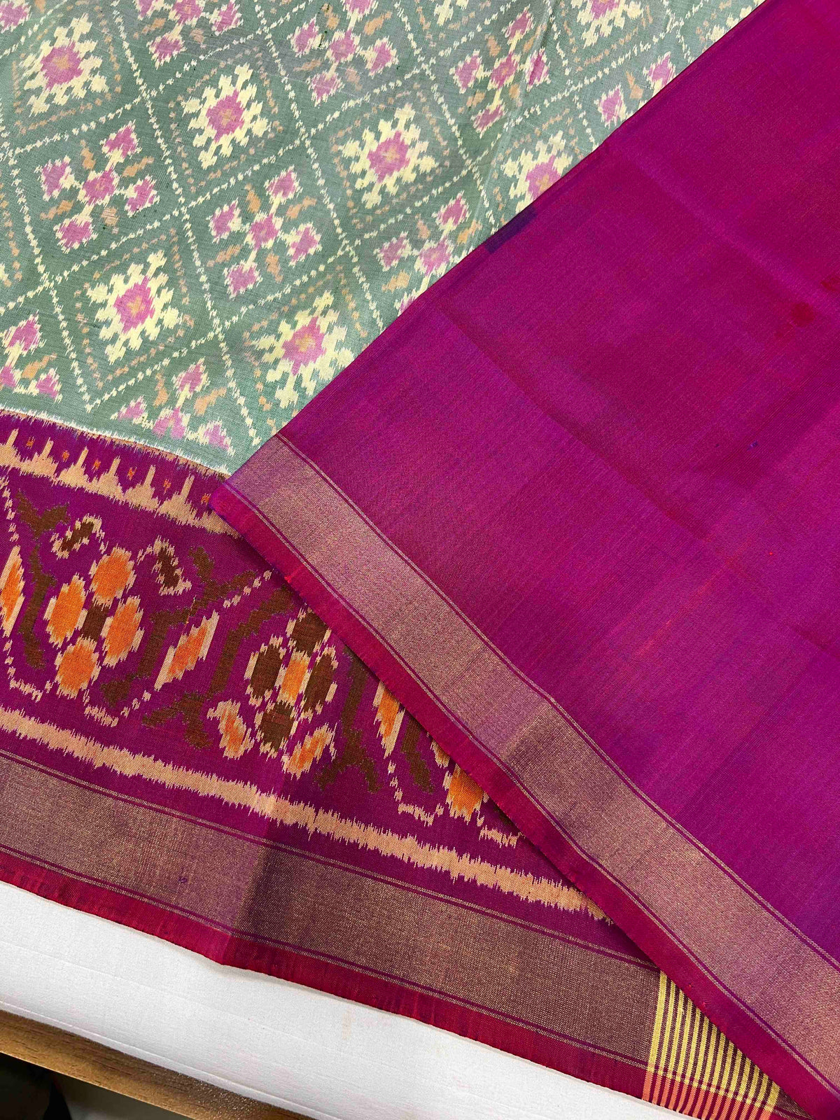 Light Green With Purple Navratan Design Hand Woven Rajkot Patola Silk Saree