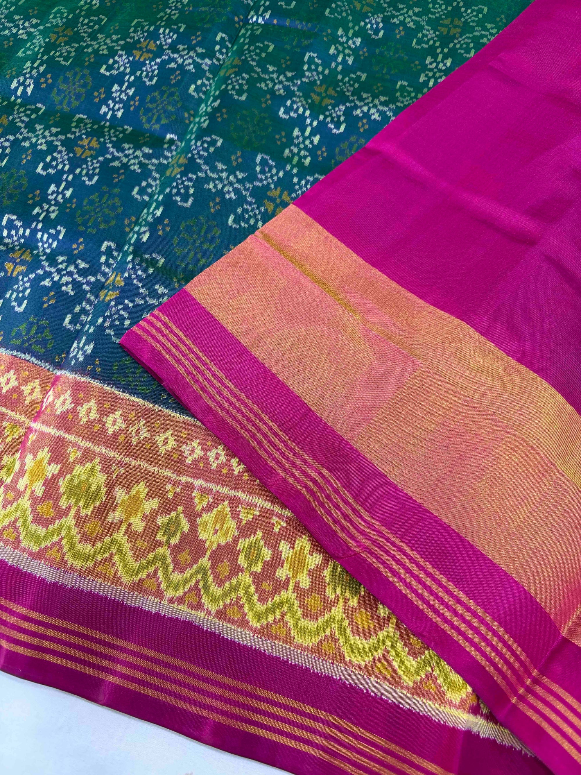 Sea Green With Pink Hand Woven Rajkot Patola Silk Saree