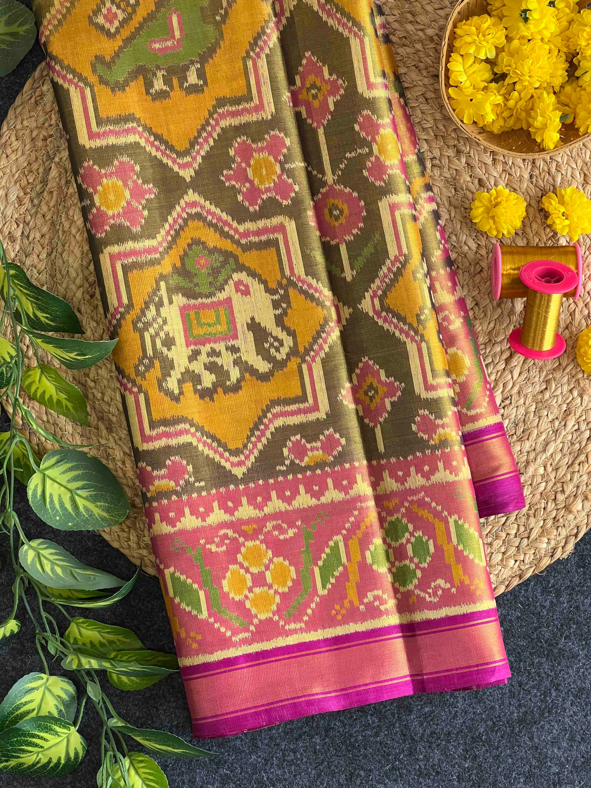 Star 3 Figure With Pink Border Pallu Tissue Double Zari Patola Saree