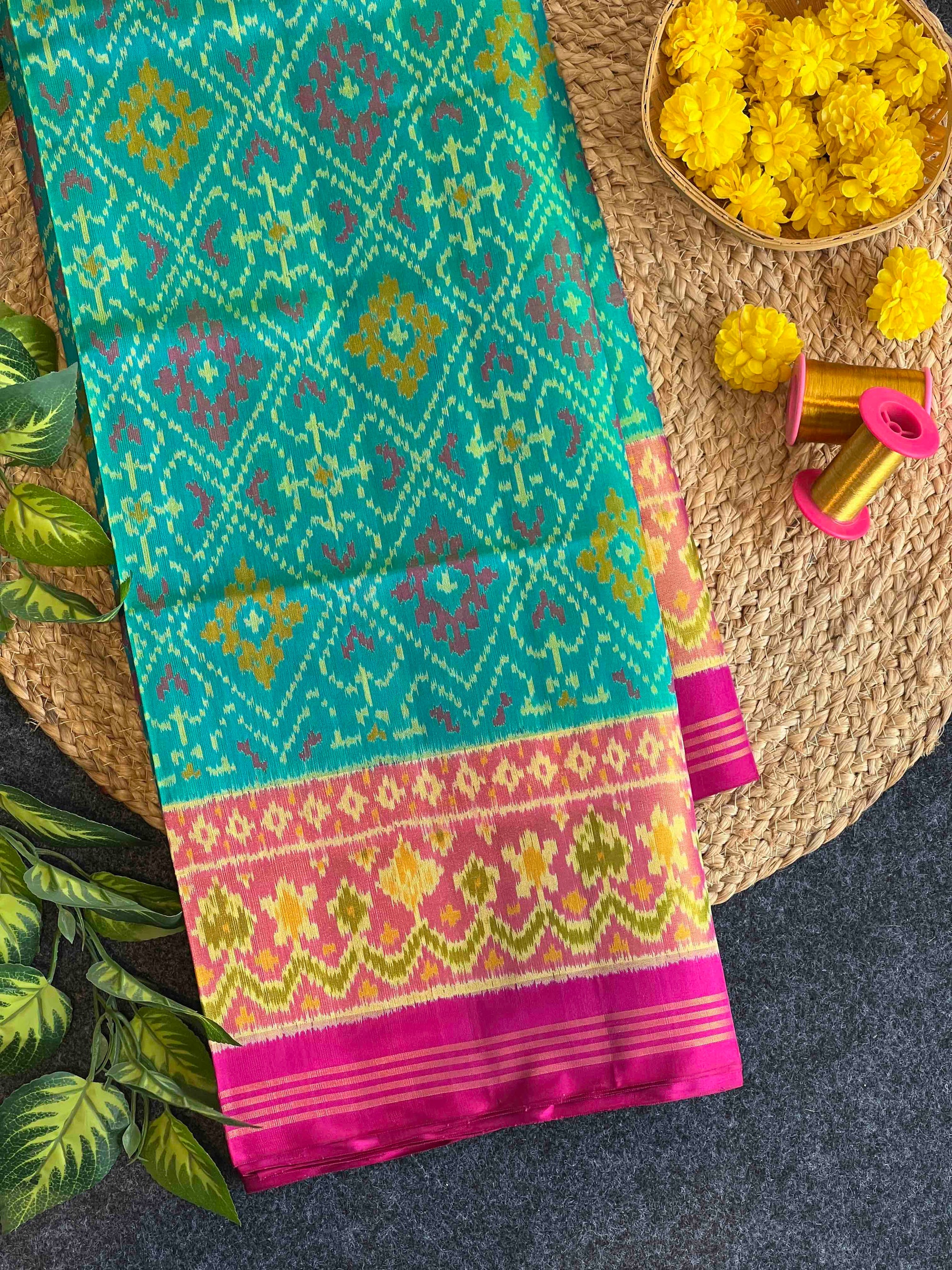 Pan-Chanda Traditional Design Handwoven Patola Silk Saree