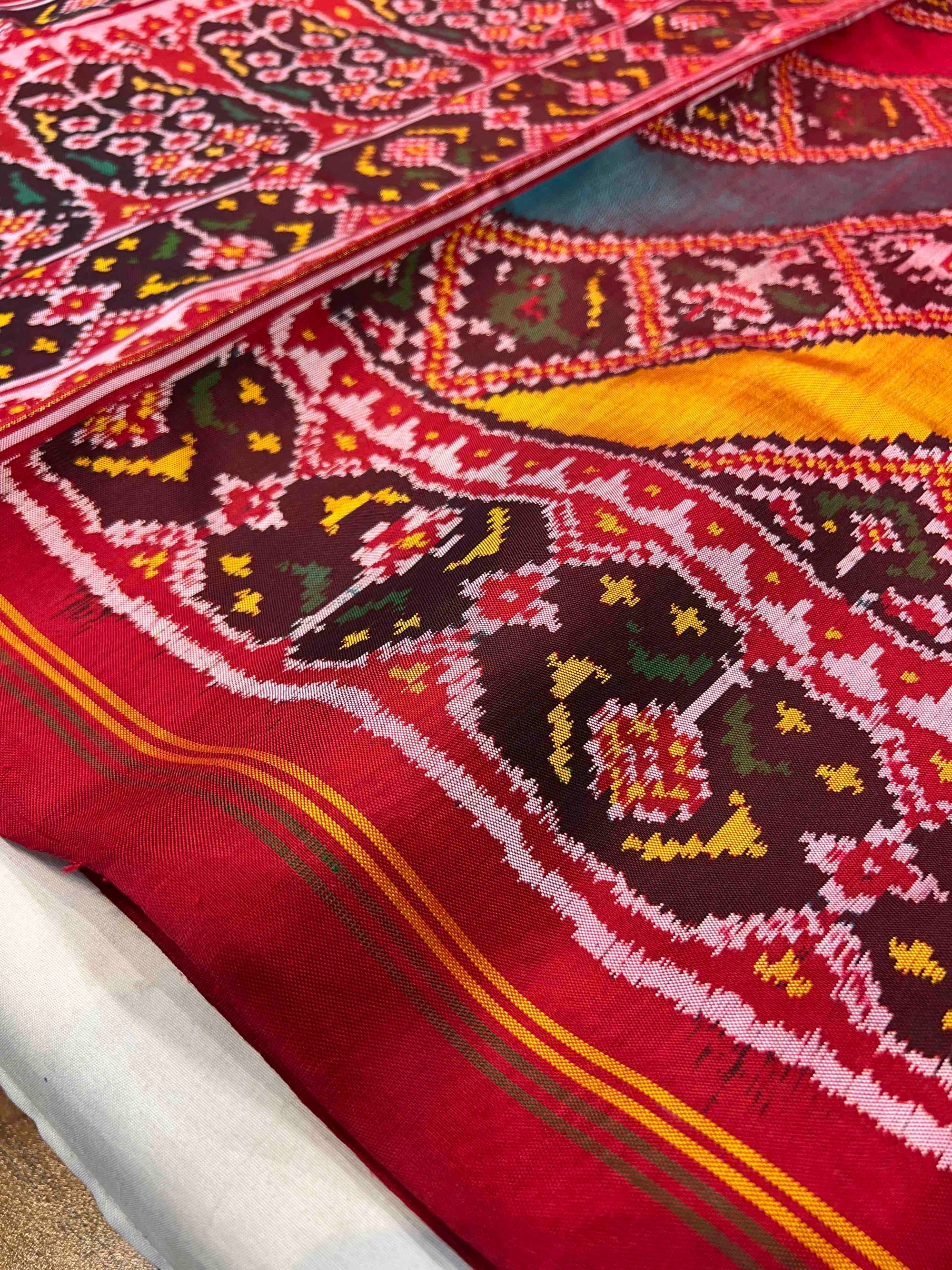 Handwoven Patola Silk Saree Laheriya Designer