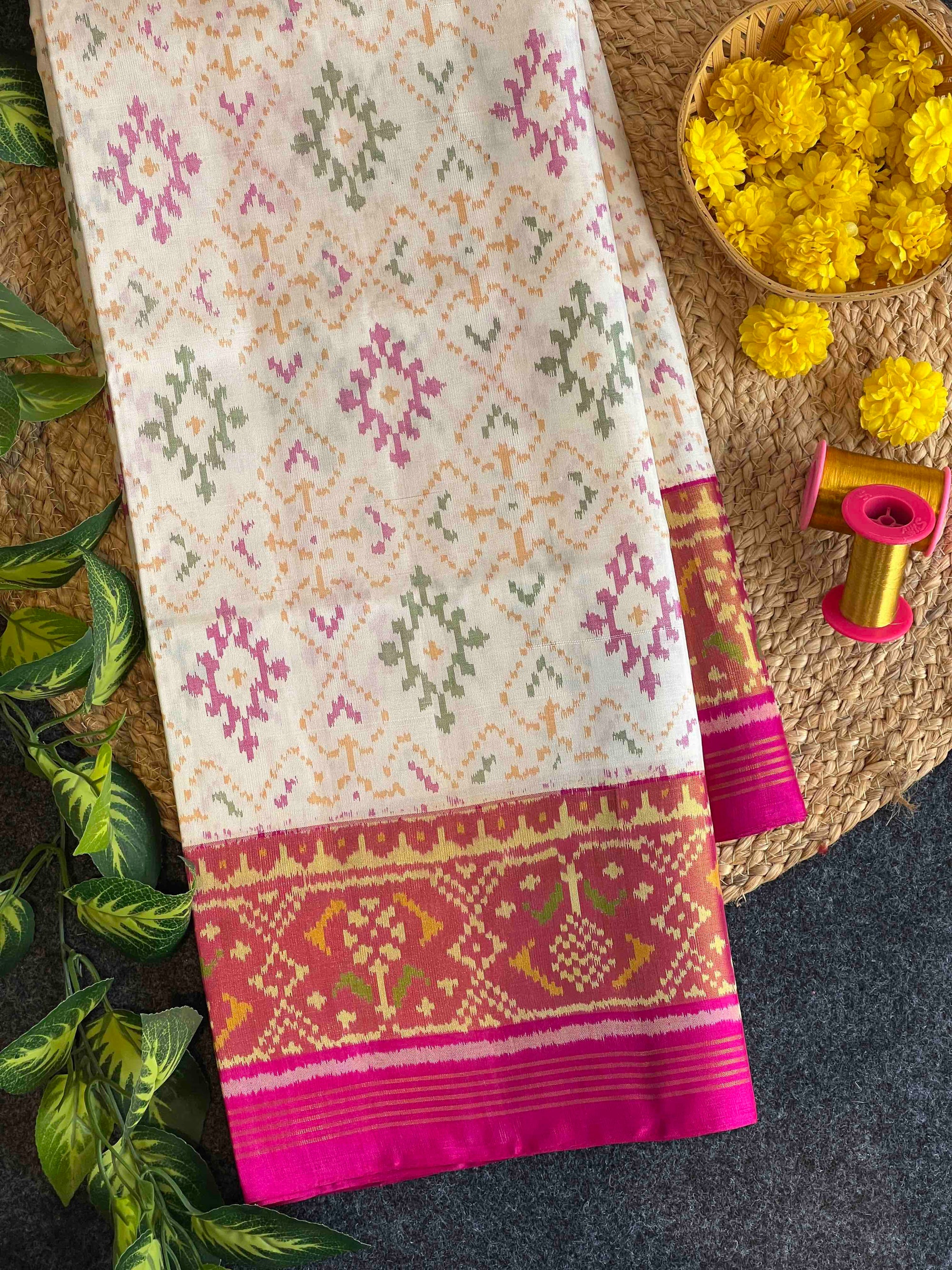 Panchanda Traditional Design Handwoven Patola Silk Saree