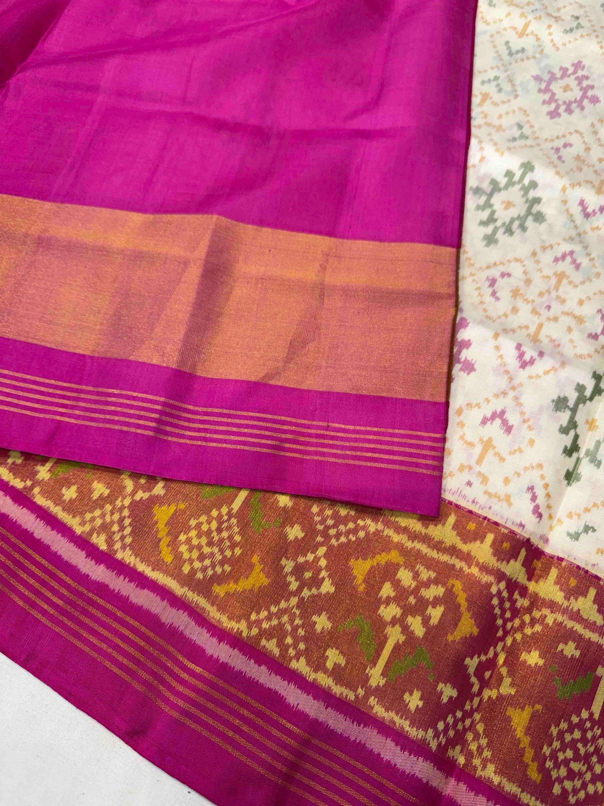 Panchanda Traditional Design Handwoven Patola Silk Saree