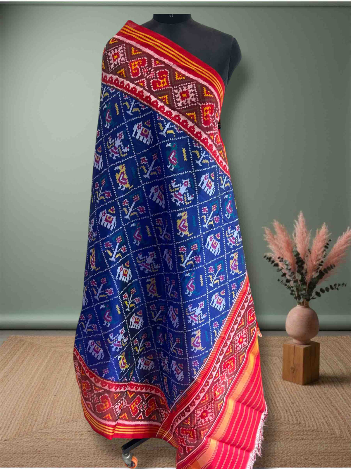 Blue & Red Small Narikunj Design Hand Woven Rajkot ikat Patola Dupatta