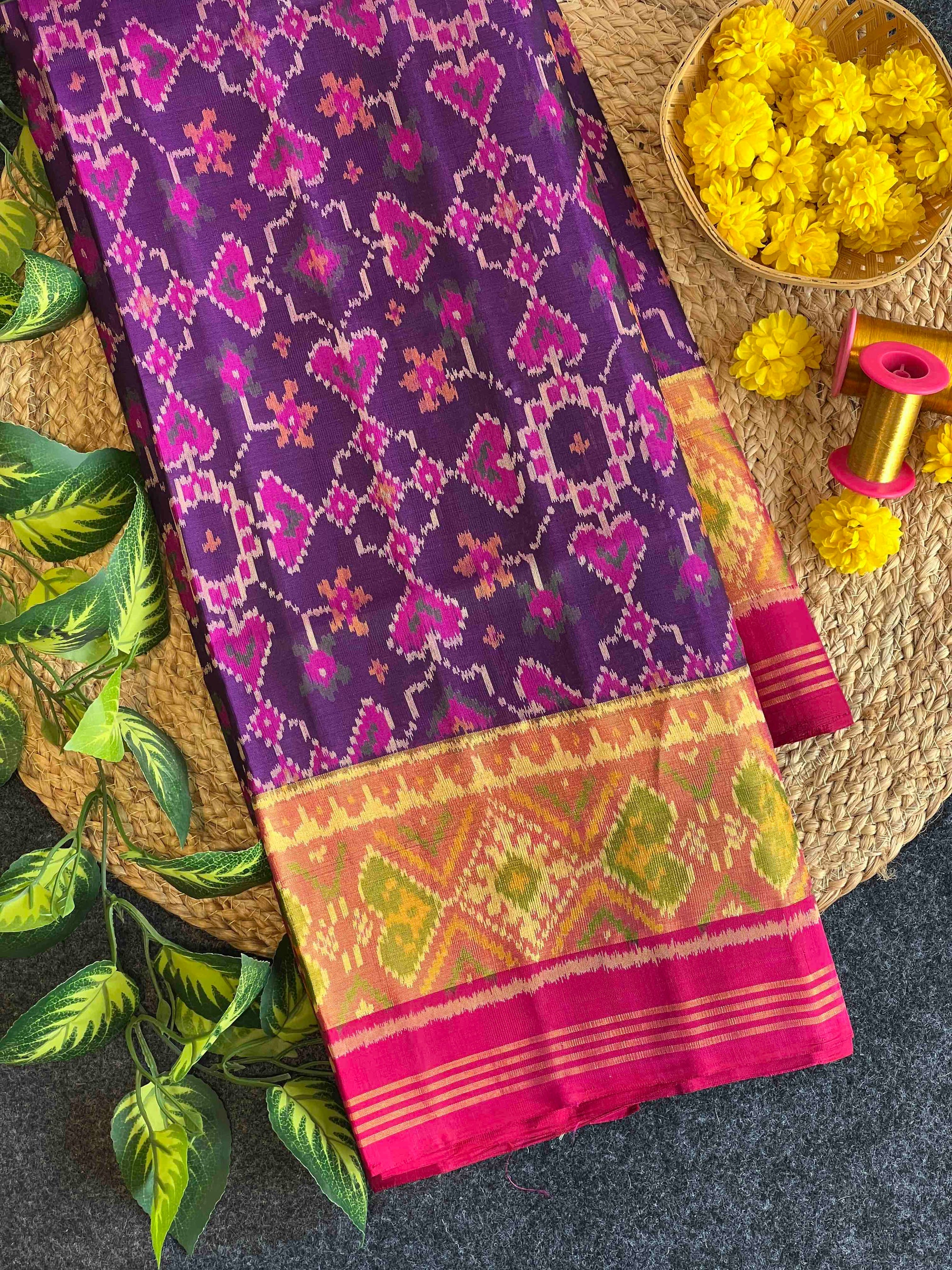 Purple And Pink Hand Woven Rajkot Patola Silk Saree