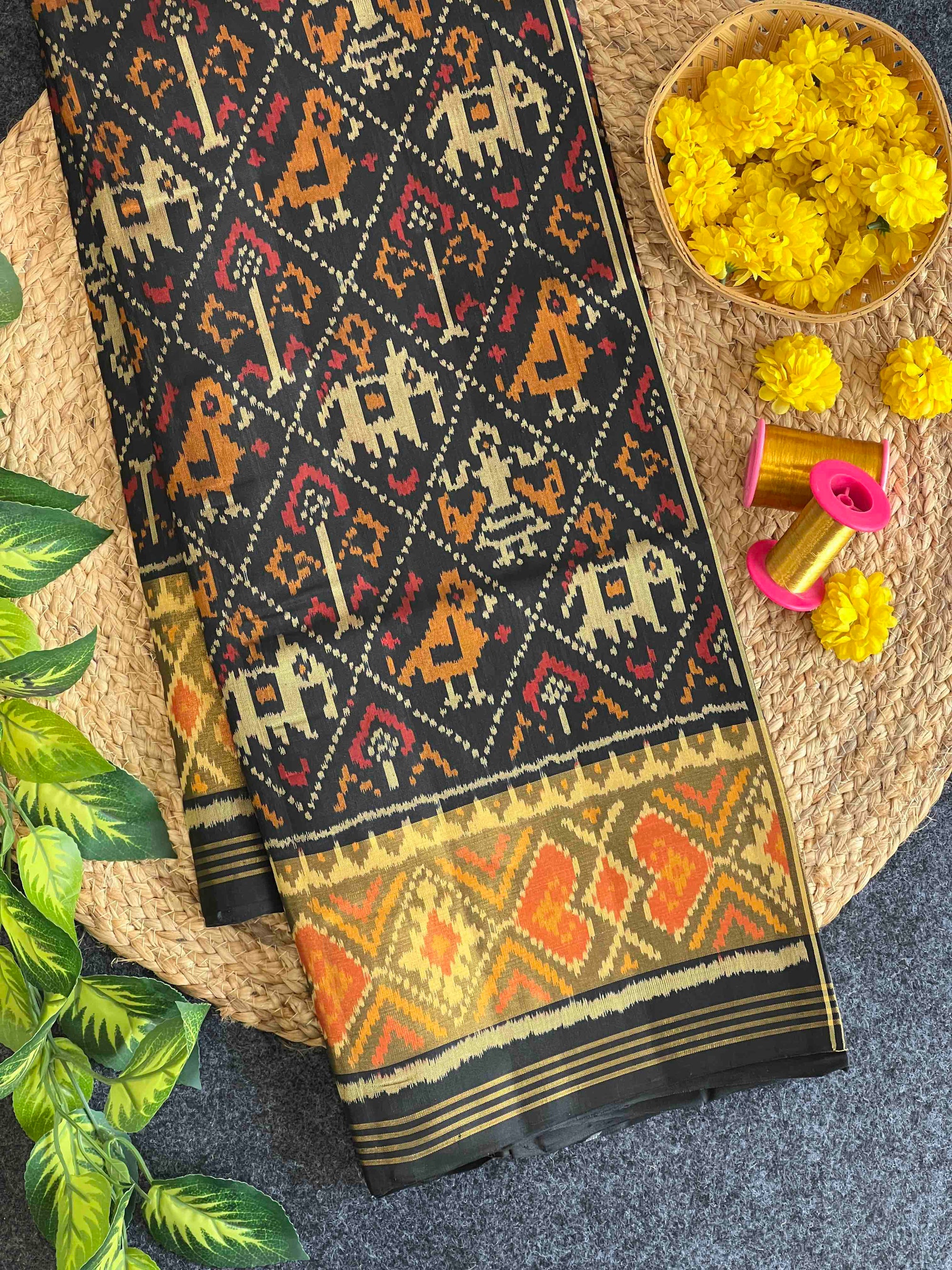 Full Black Narikunj Hand Woven Rajkot Patola Silk Saree