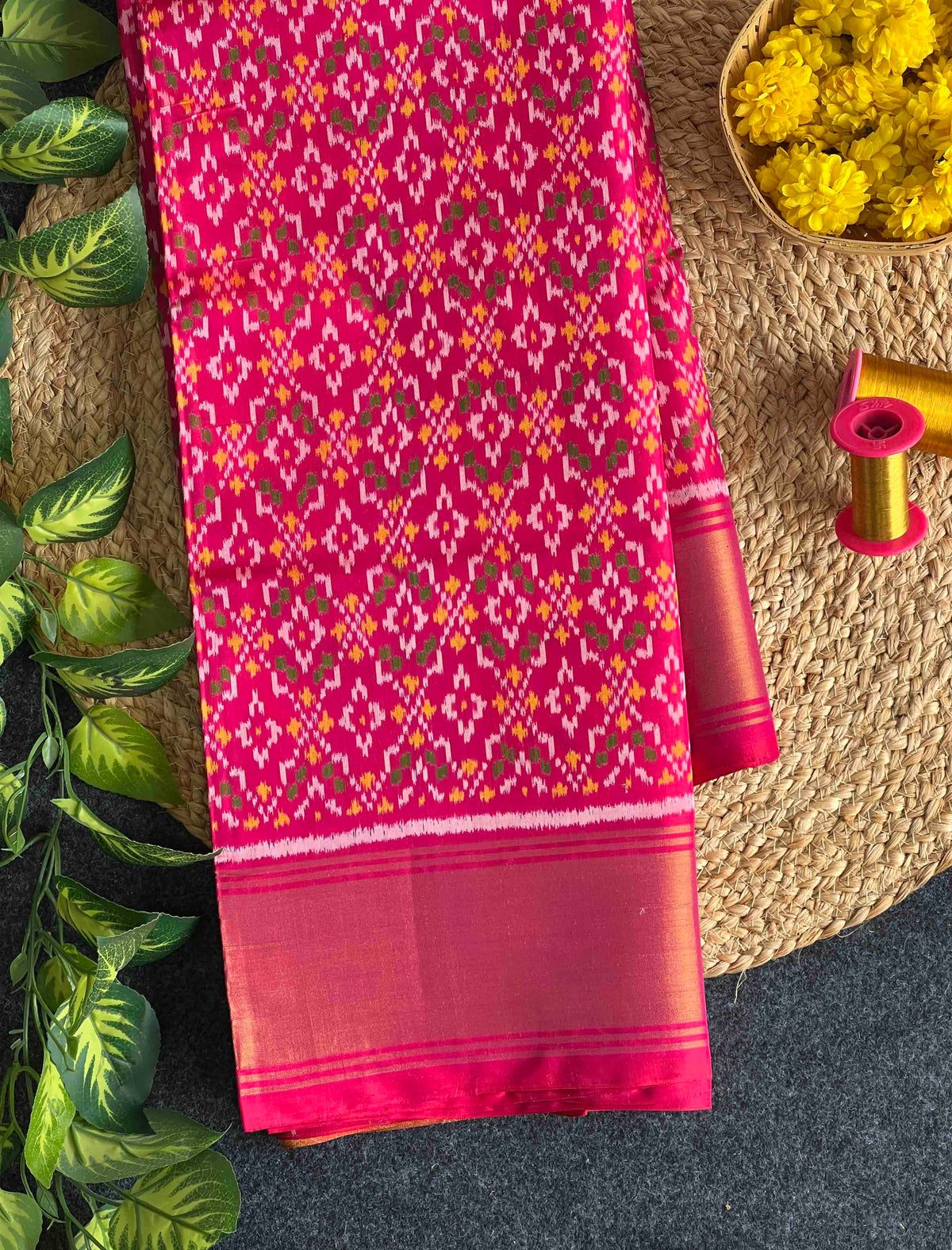 Full Pink Buttonfull Design Hand Woven Rajkot Patola Silk Saree