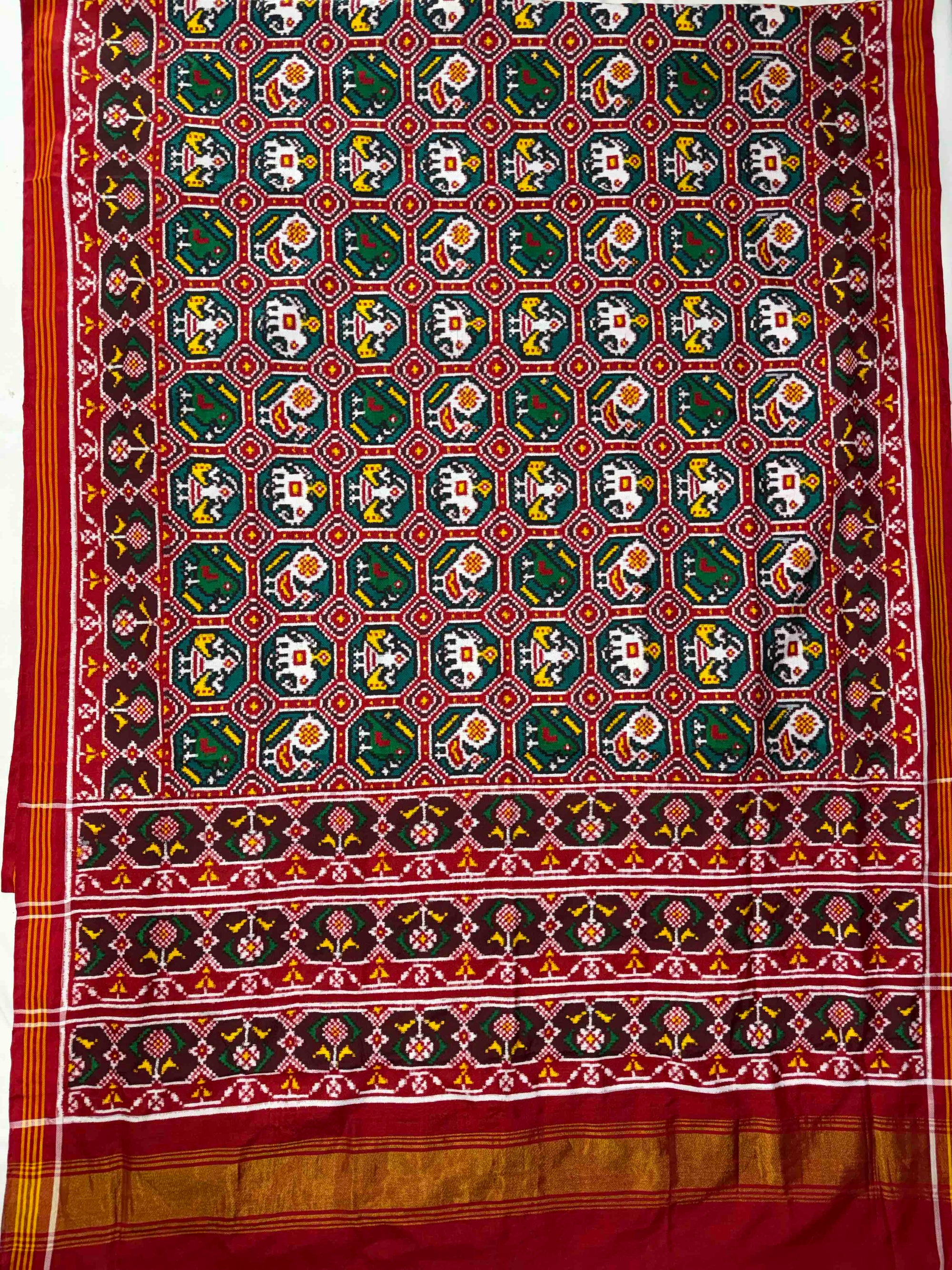 Green & Red 4 Figure Design Double Ikat Hand Woven Patola Silk Saree