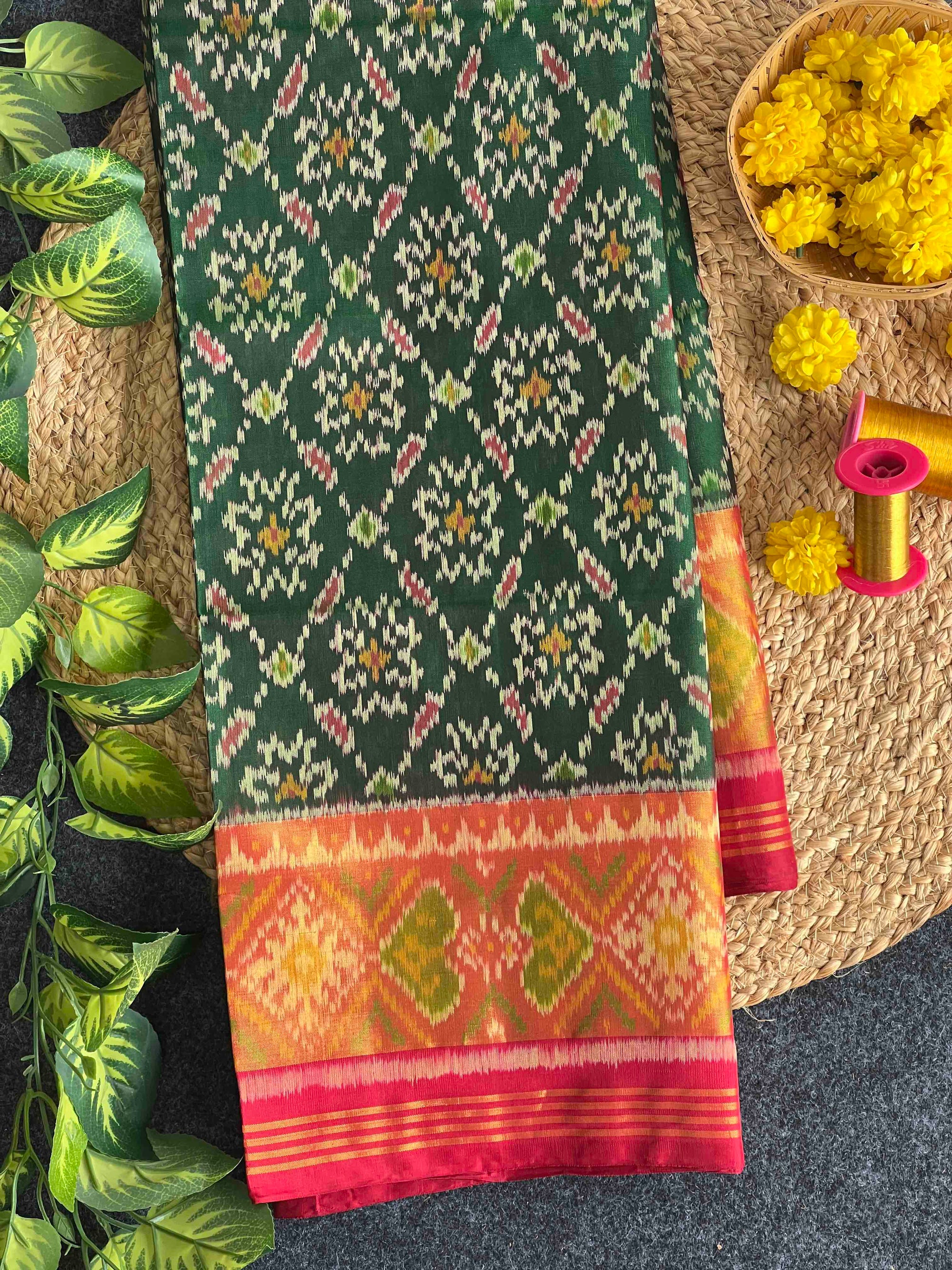 Green And Red Fancy Design Hand Woven Rajkot Patola Silk Saree