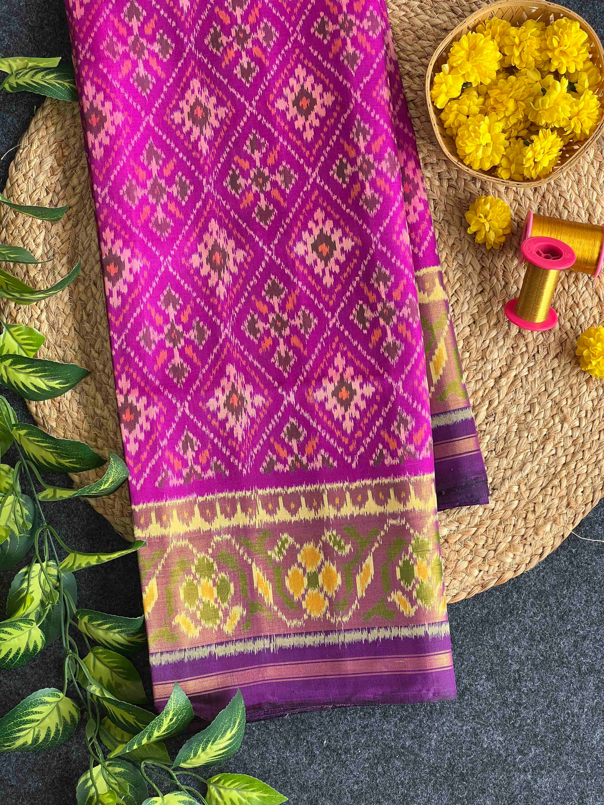 Light With Dark Purple Paanchanda Design Hand Woven Rajkot Patola Silk Saree