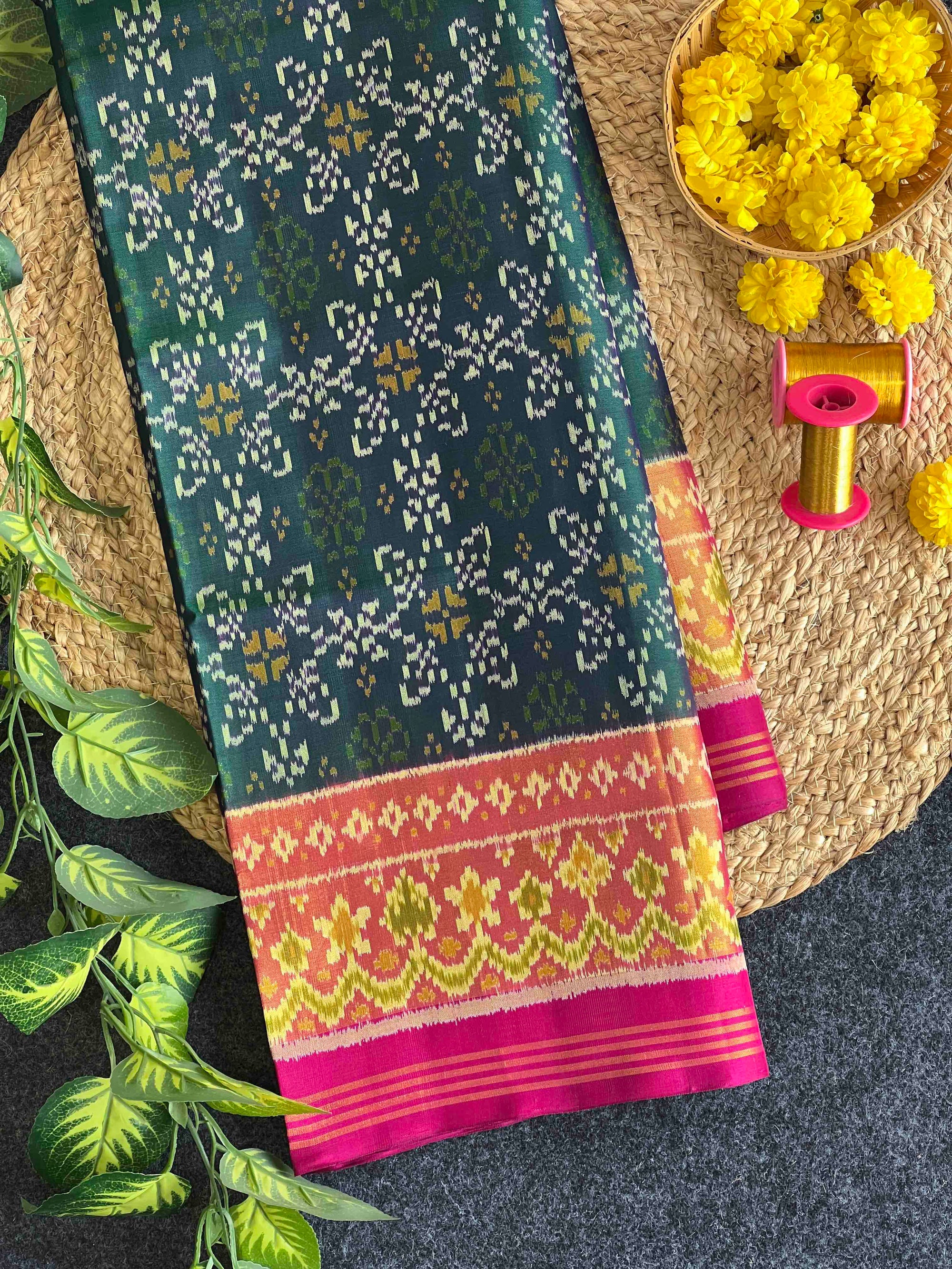 Sea Green With Pink Hand Woven Rajkot Patola Silk Saree