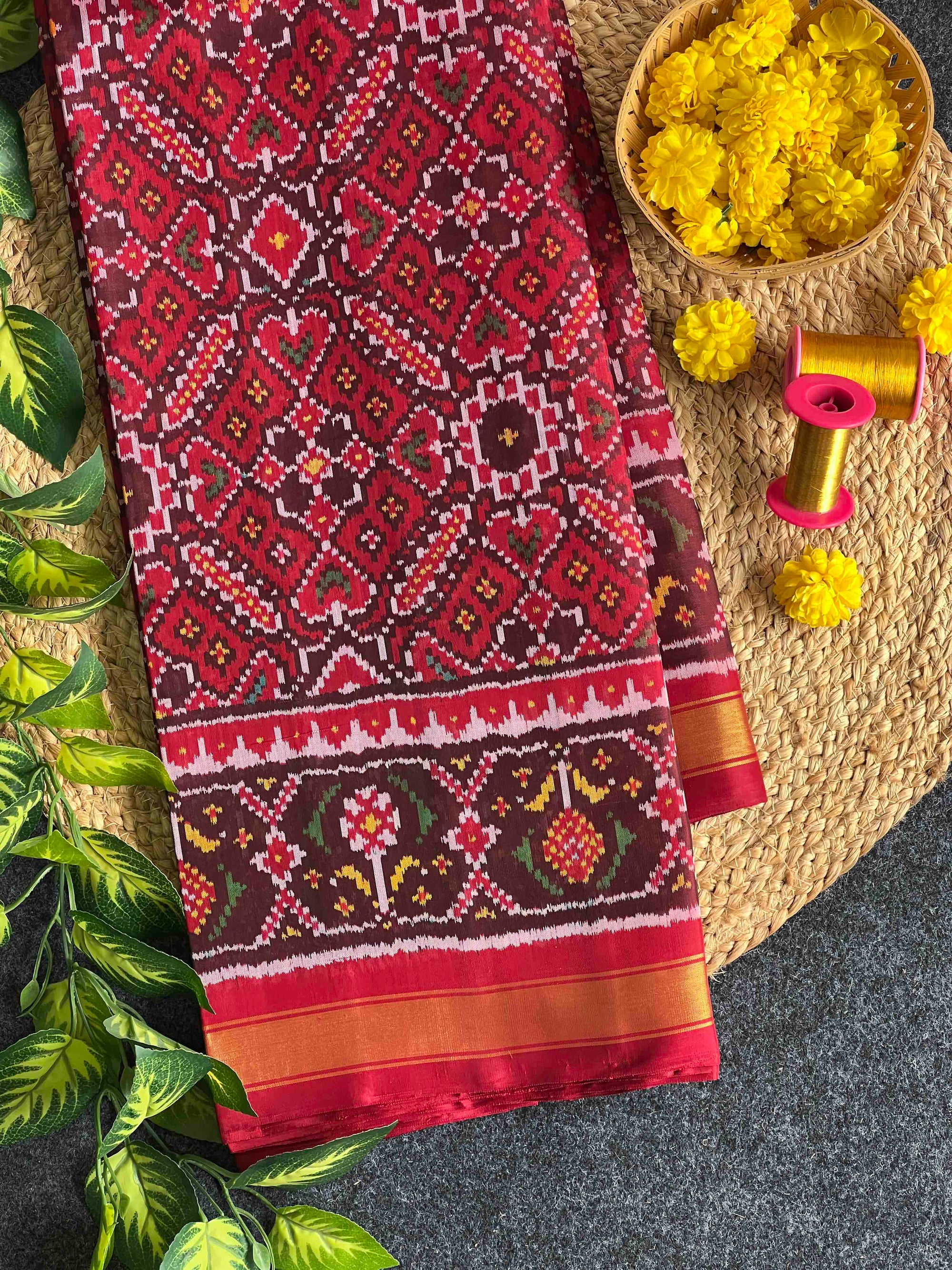 Full Red Maneckchok Hand Woven Rajkot Patola Silk Saree