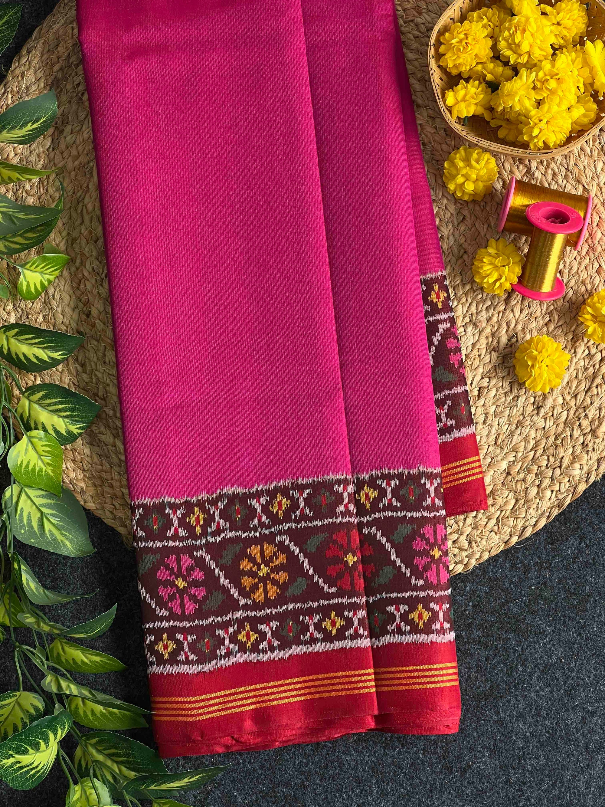 Pink & Red Maroon Hand Woven Rajkot Ikat Patola Silk Saree