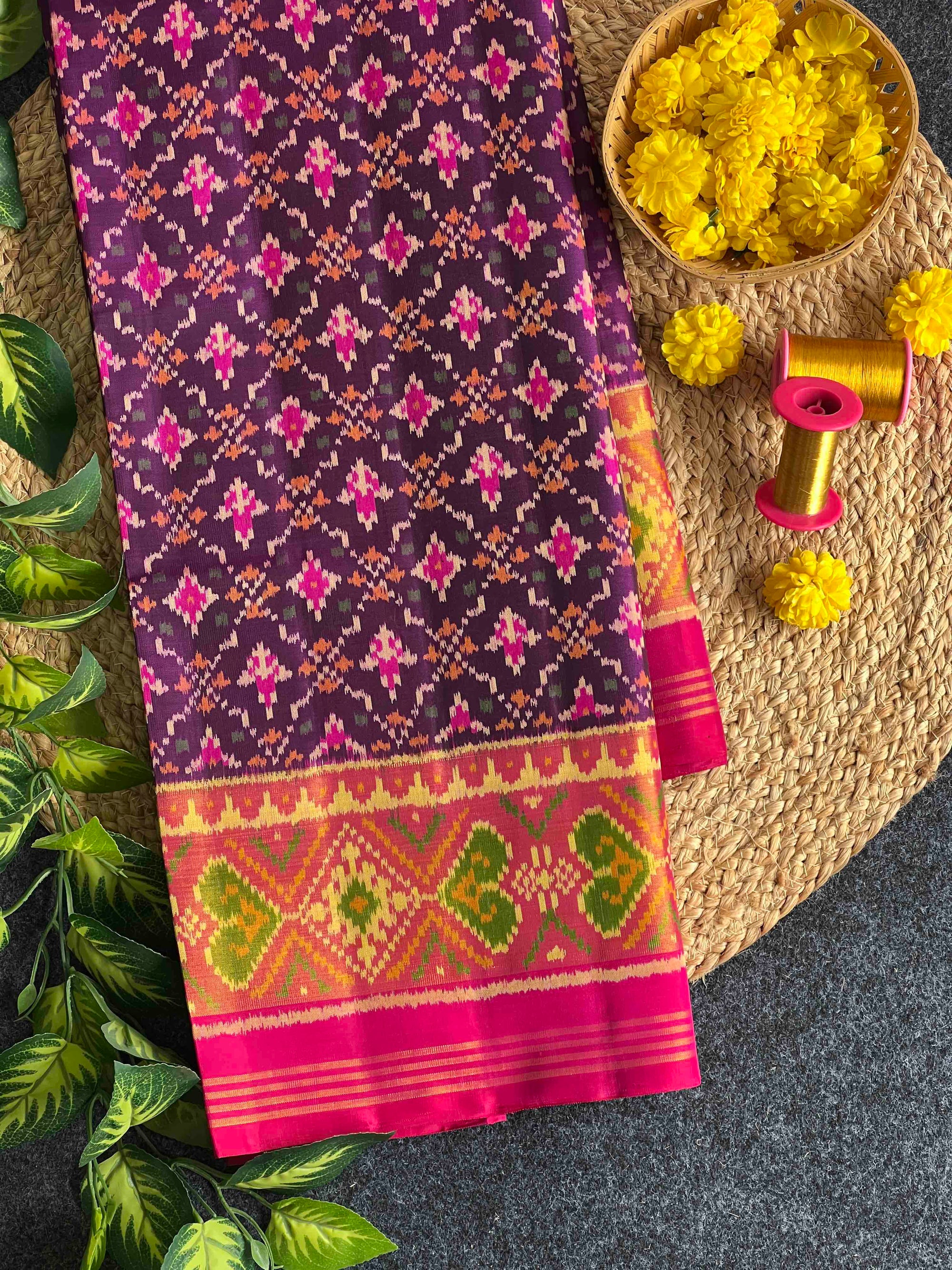 Purple & Pink Buttonful Hand Woven Rajkot Patola Silk Saree
