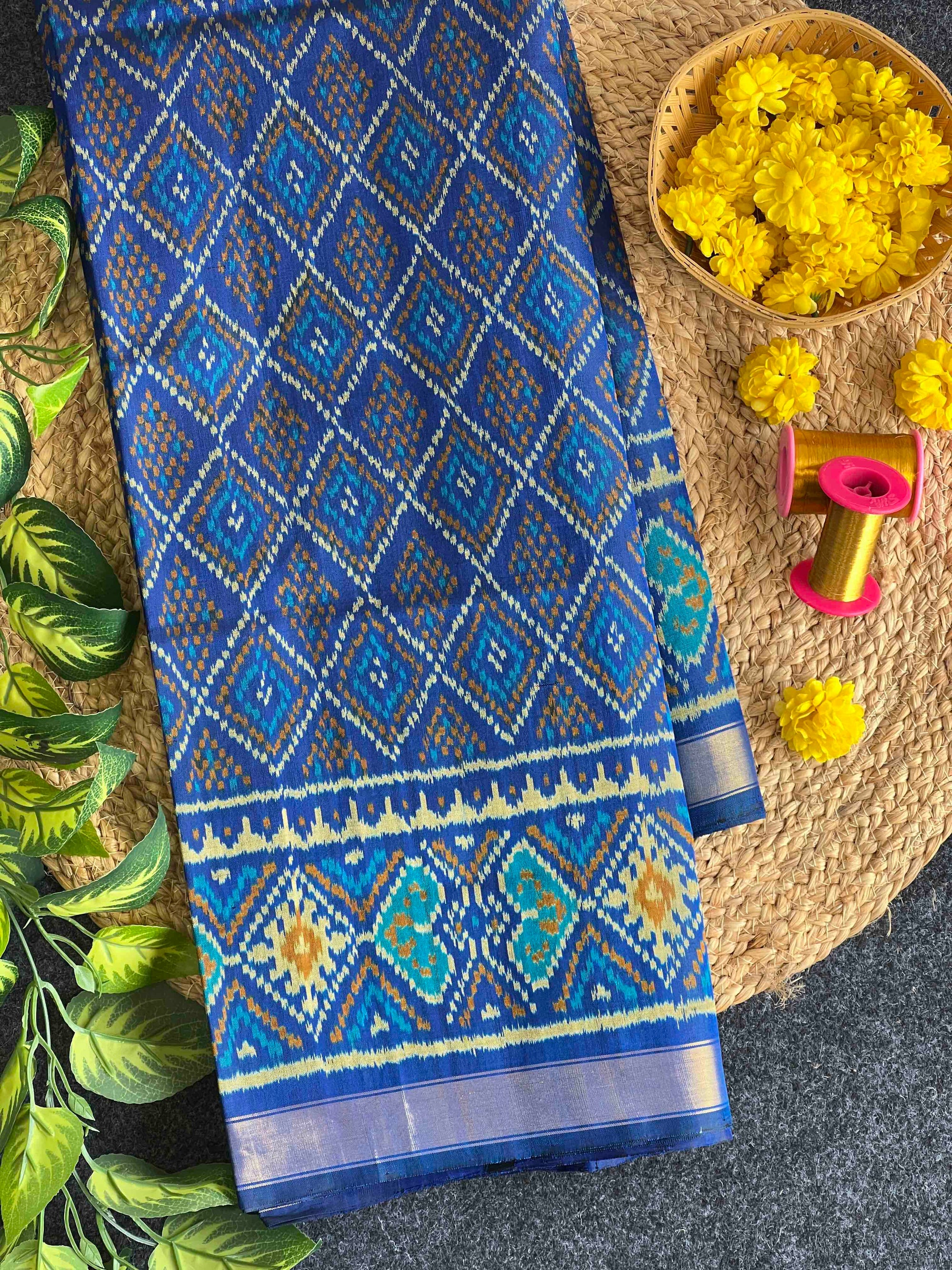 Royal Blue Small Badhani Design Hand Woven Rajkot Patola Silk Saree