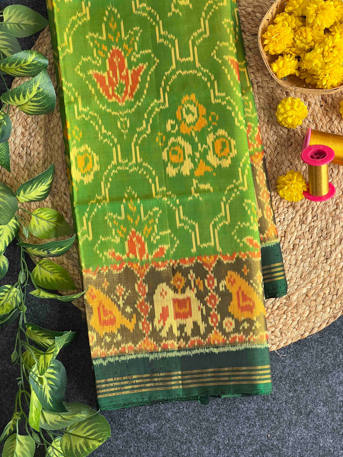 Parrot Green With Dark Green Big Motif Design Hand Woven Rajkot Patola Silk Saree