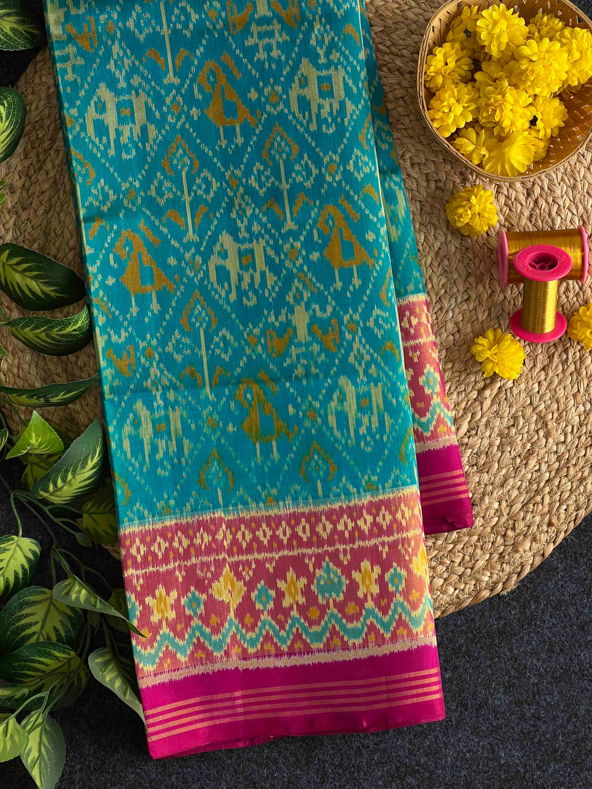 Sky Blue & Pink Narikunj Hand Woven Rajkot Patola Silk Saree
