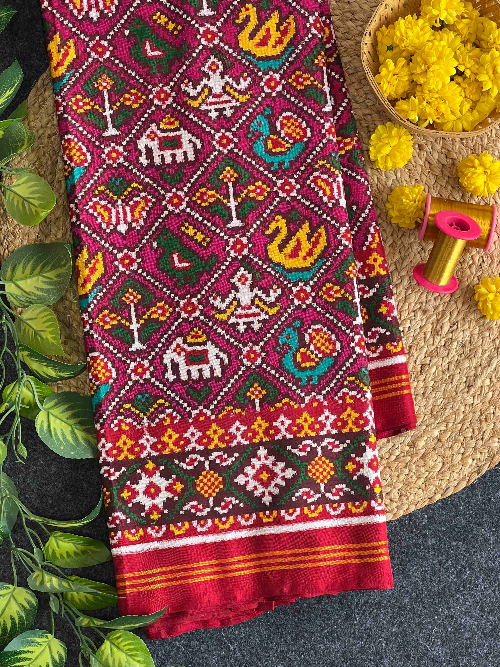 Pink & Red Narikunj Design Pure Hand Woven Double Ikat Patola Silk Saree
