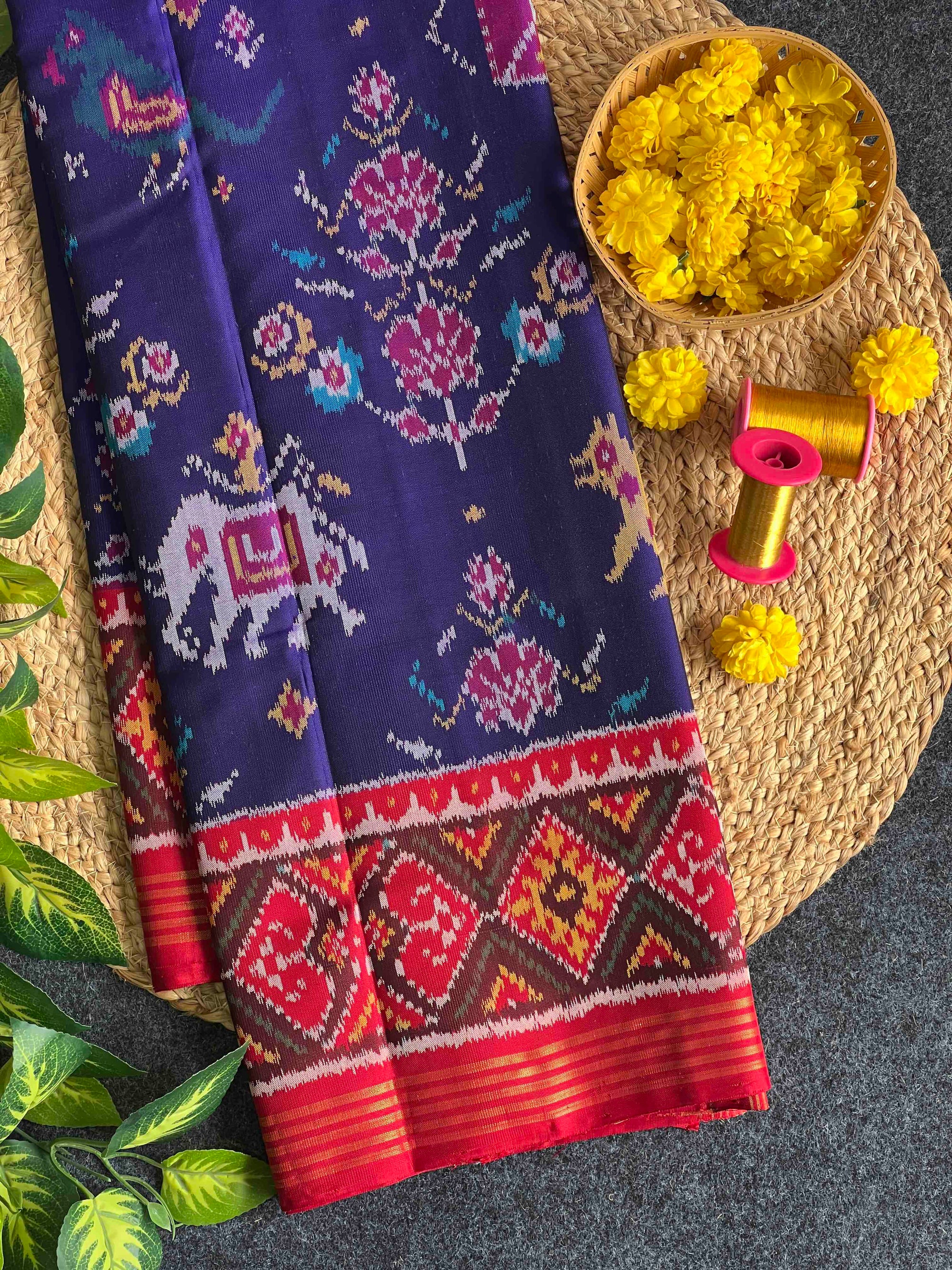 Blue And Red Big Motifs Hand Woven Rajkot Ikat Patola Silk Saree