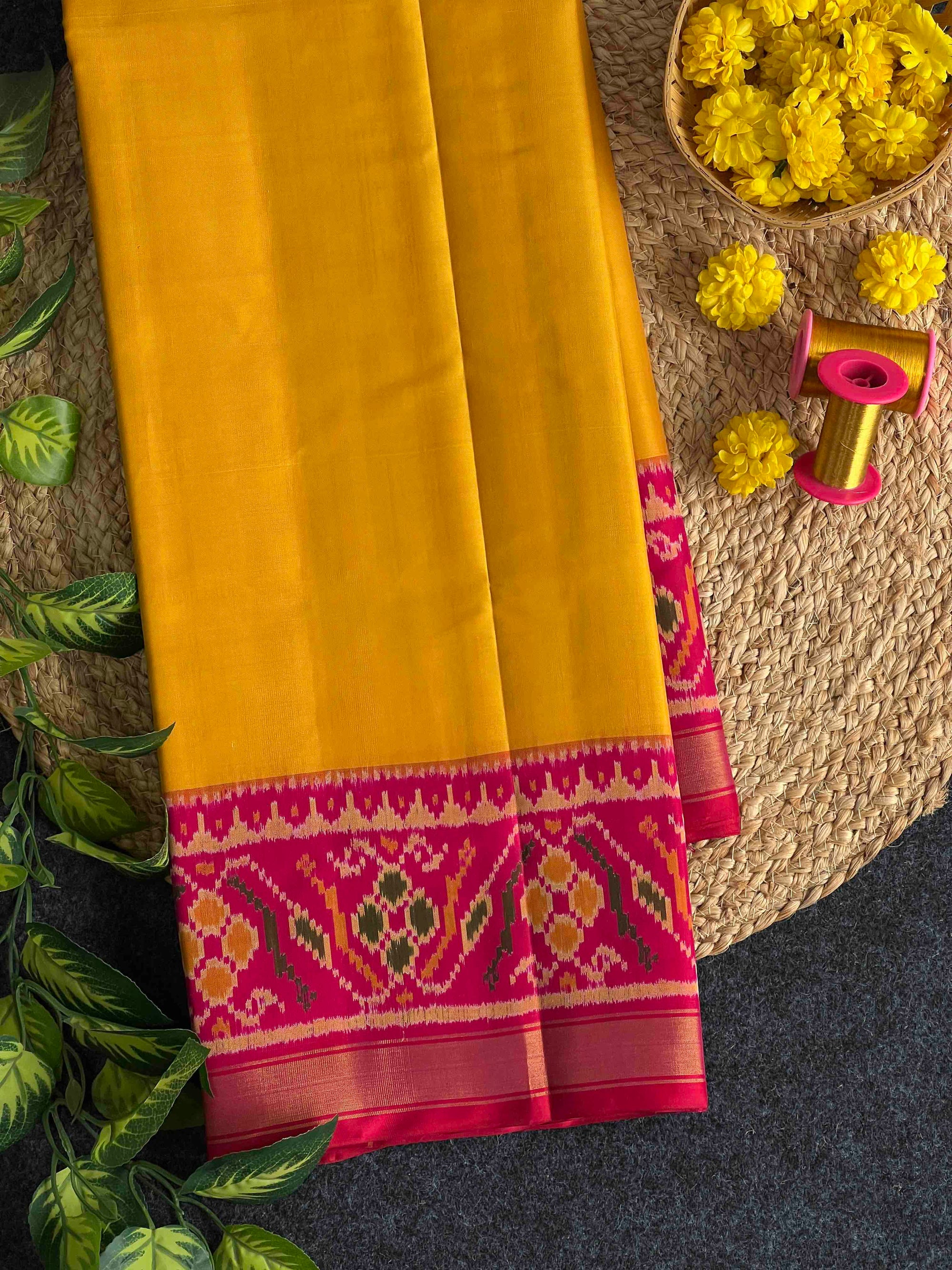 Plain Yellow with Pink Hand Woven Rajkot Patola Silk Saree